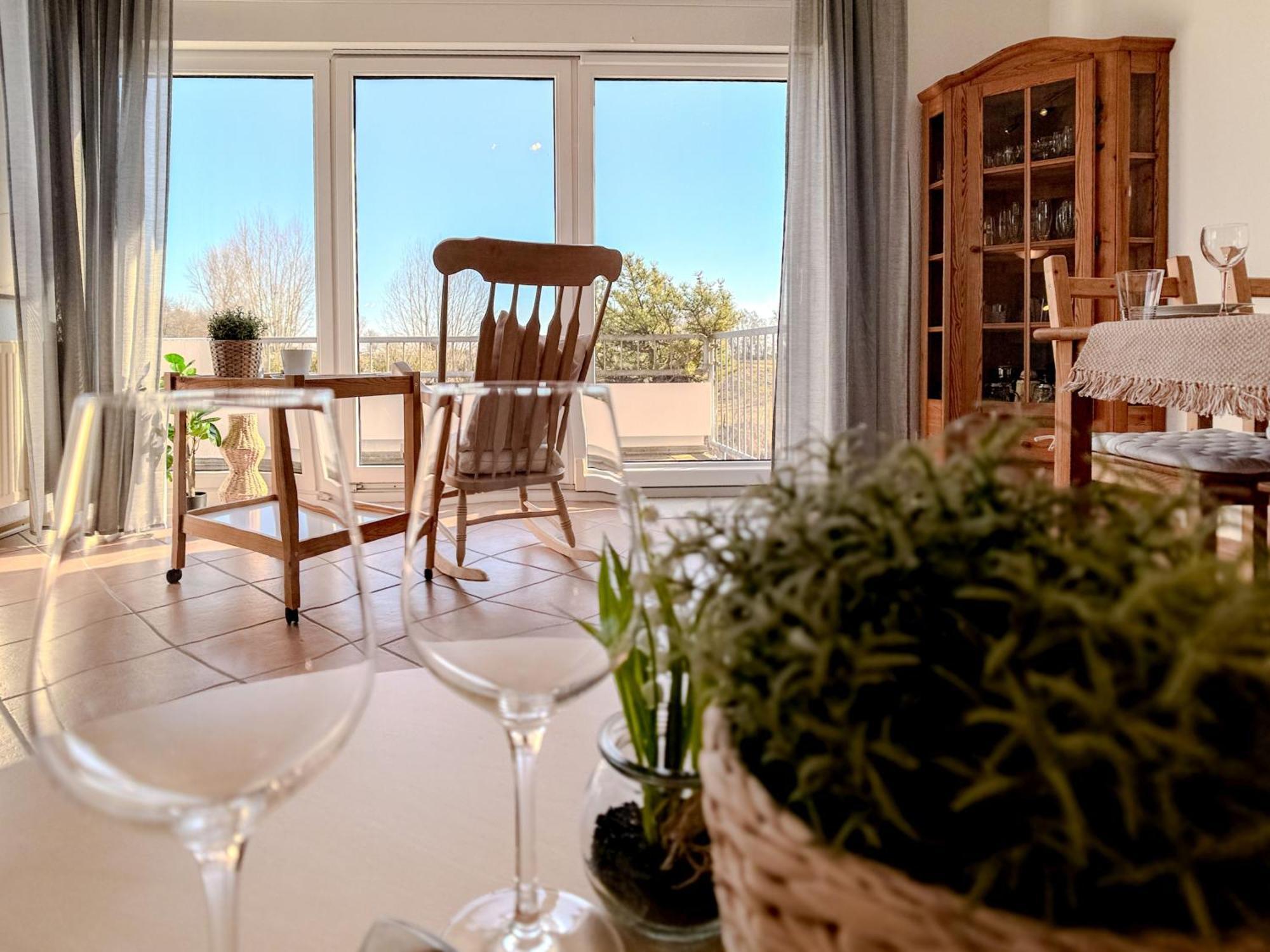 Fewo Jadekieker Mit Balkon - Horumersiel Eksteriør billede